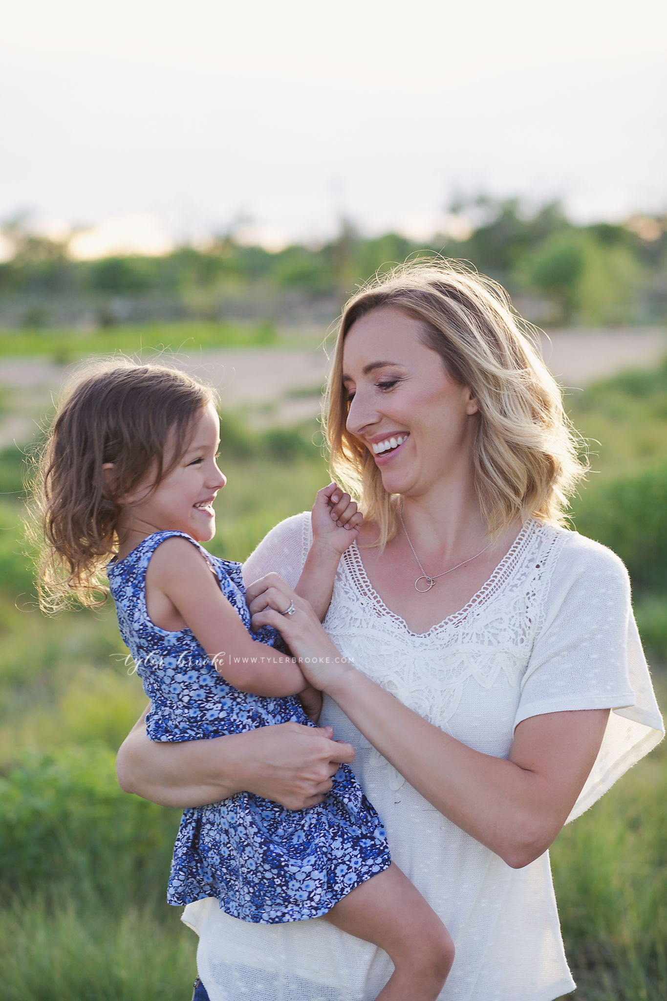 Albuquerque Family Photographer | Tyler Brooke Photography | www.tylerbrooke.com