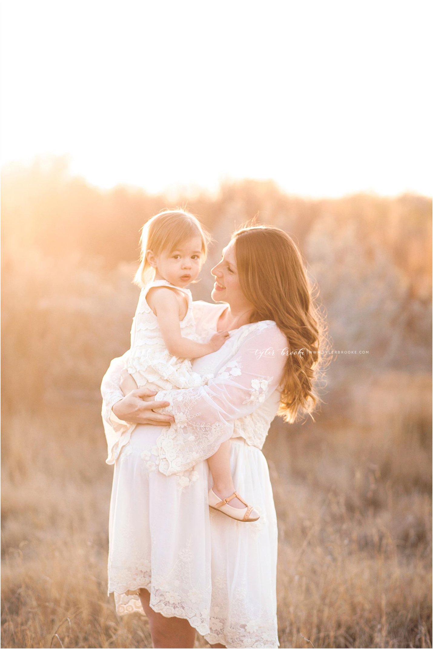 Albuquerque Maternity Photographer | Tyler Brooke Photography | www.tylerbrooke.com