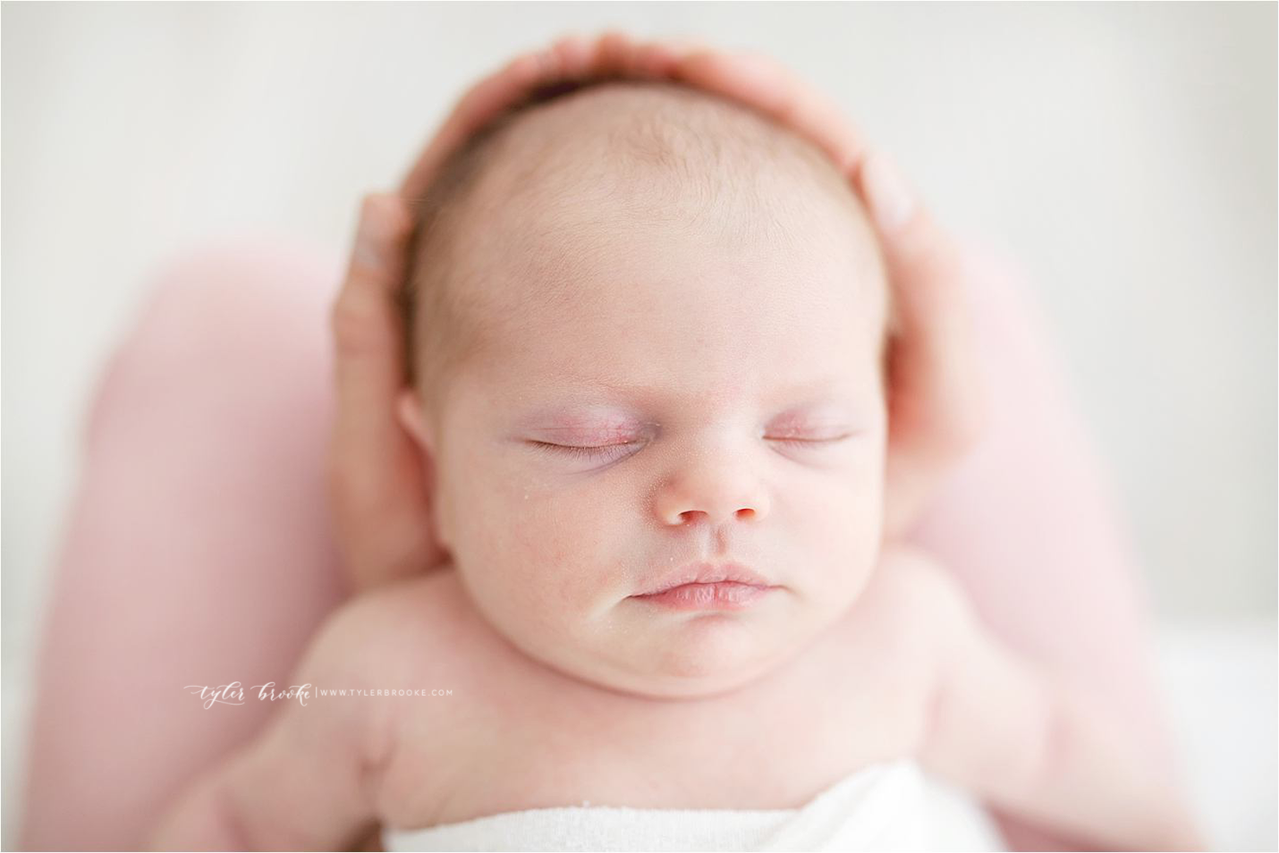 Albuquerque Newborn Photographer | Tyler Brooke Photography | www.tylerbrooke.com