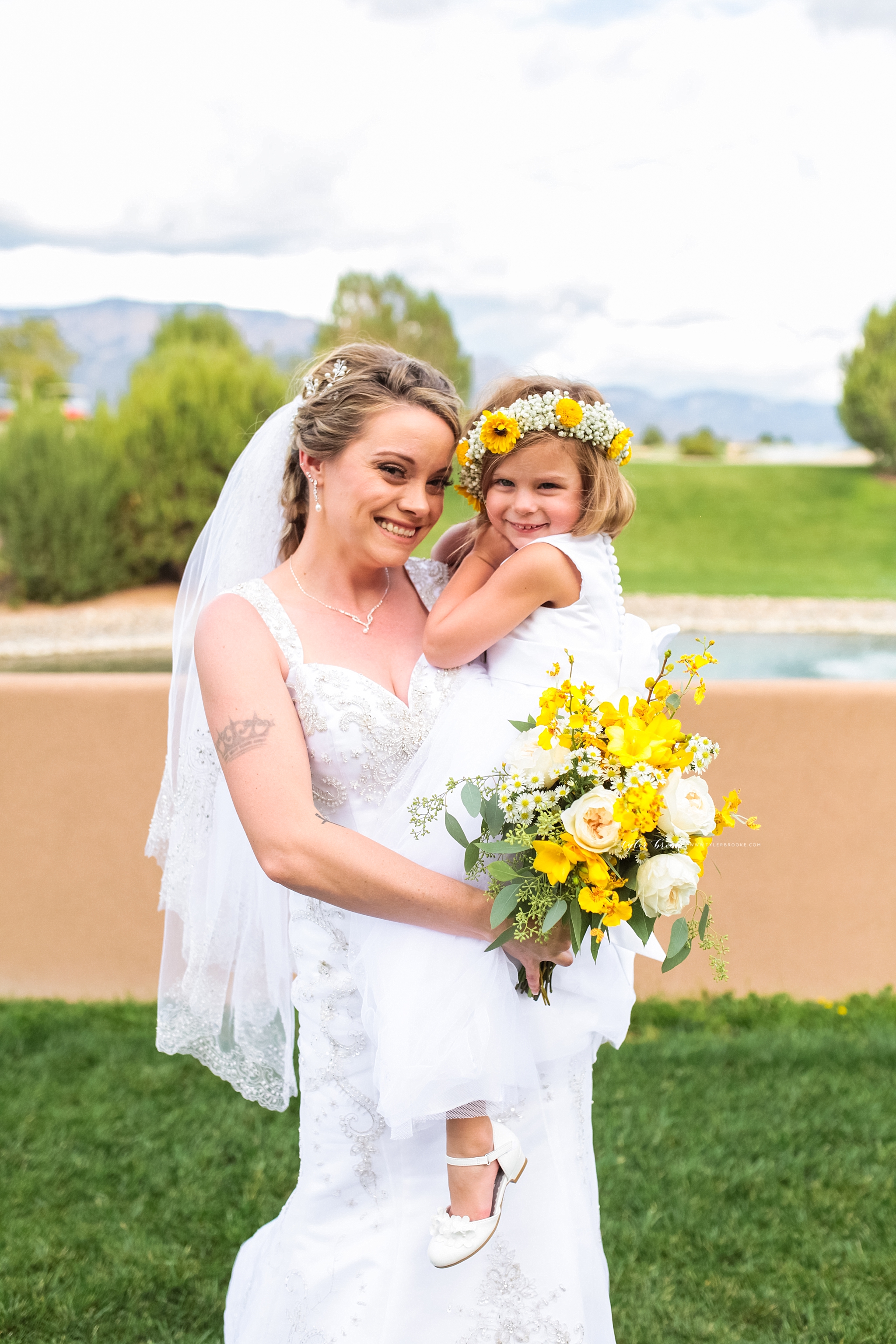 Albuquerque Wedding Photographer | Our Lady of the Most 