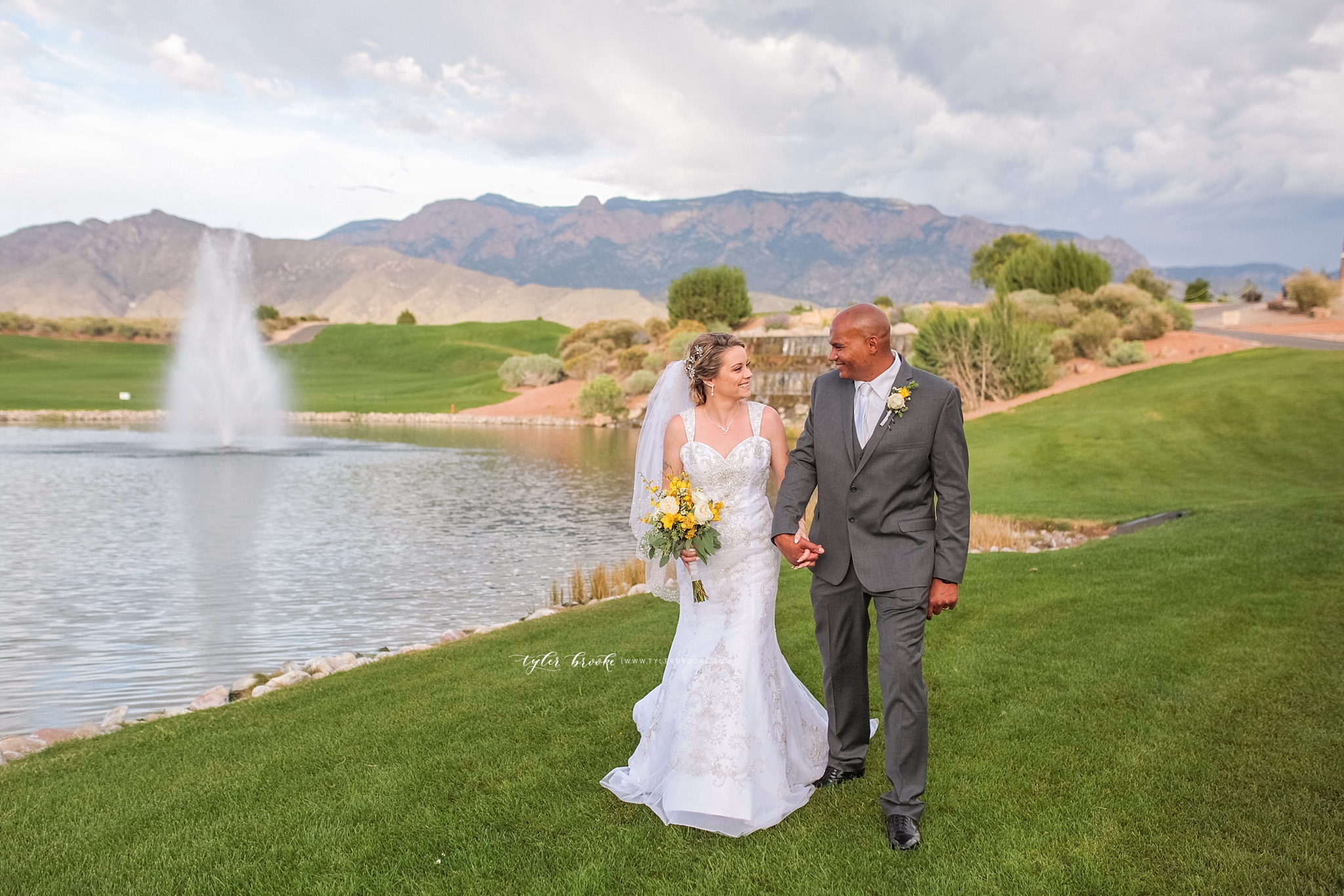 albuquerque wedding photographer, wedding photos, new mexico, outdoor family photos, wedding planning, 2018 wedding ideas, photographers near me, lifestyle wedding photographers, top wedding photographers in my area, wedding packages, fall weddings, spring wedding, abc cakes, outdoor venues, Mountain Weddings, dessert bride, golf course wedding, Outdoor Wedding, Sandia Resort and Casino, sunflower boquet