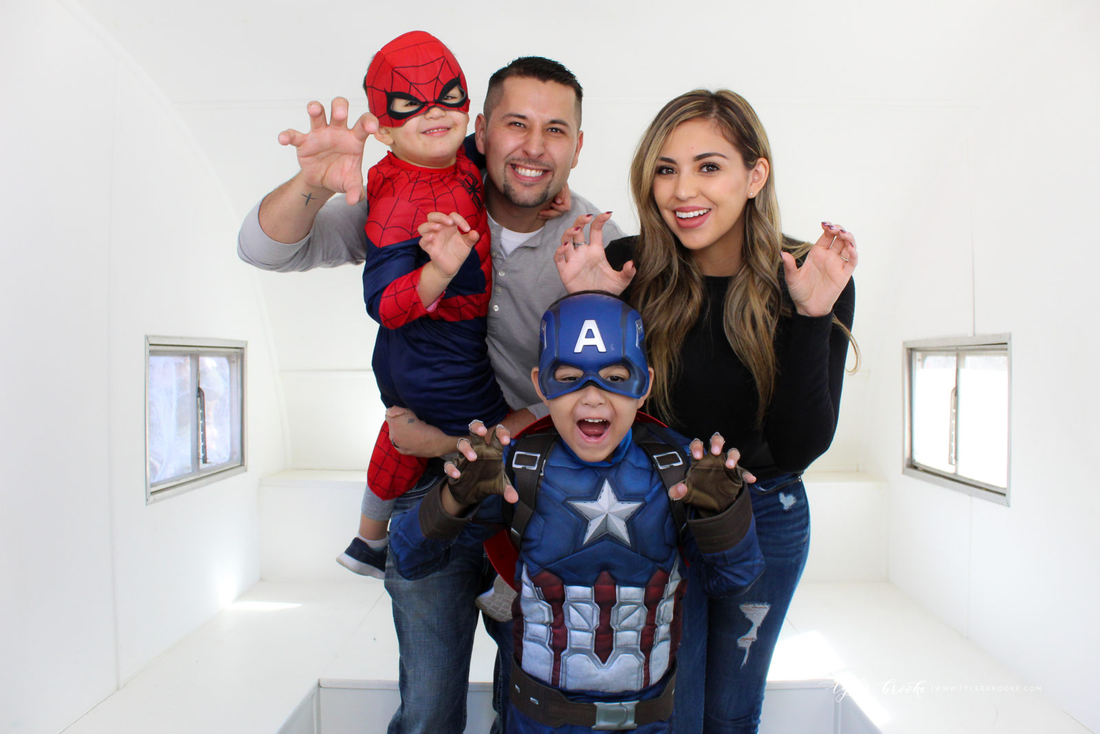 Boo at the Zoo Albuquerque Newborn Photographer Tyler Brooke